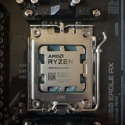 AMD Ryzen 5 7600x + B650 Eagle AX MOBO (UNUSED)