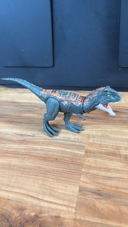 Jurassic world Carnotaurus