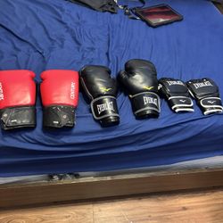 Boxing Gloves 