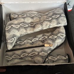 fashion nova snakeskin boots