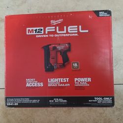 Milwaukee M12 Fuel 18g Nailer Gun