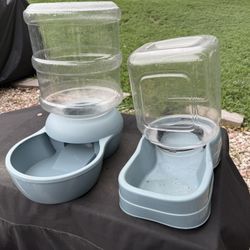 Dog Bowl/ Pet Feeder 