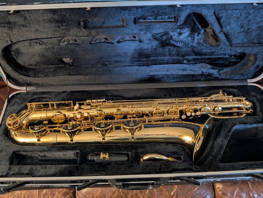 Allora Vienna Series Baritone Saxophone