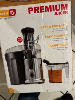 Dash 800-Watt Premium Juicer