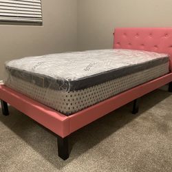 NEW💖Twin Pink Bed (Mattress is not Included)