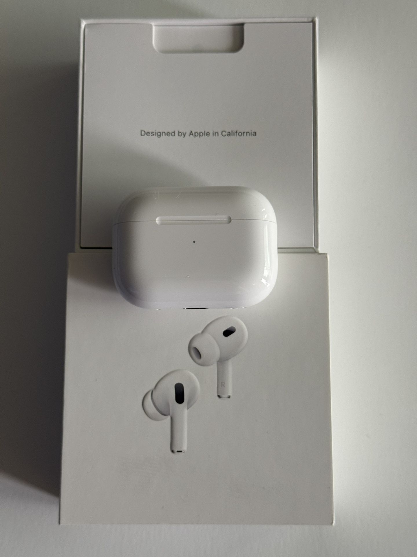 AirPods Pro 2 Charging Case (USB-C)