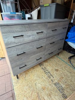 6-Drawer Double Dresser Gray Wood Finish