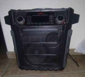 Ion Explorer Outback Speaker Radio - Read Description