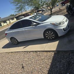 2017 Hyundai Accent 