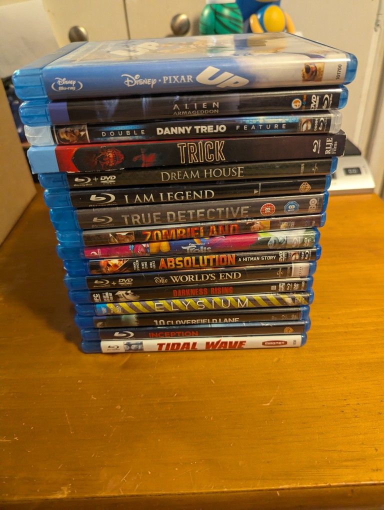 16 Blu-ray Lot
