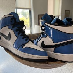 Air Jordan Mid 1 Signal Blue