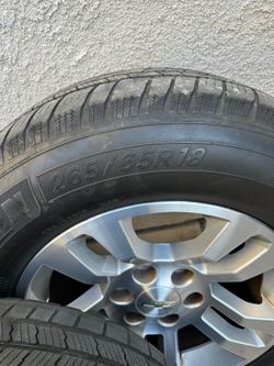 Chevy Suburban Tires & Wheels 265/65R18