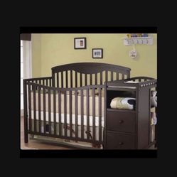 Serelly Baby Crib & Bed