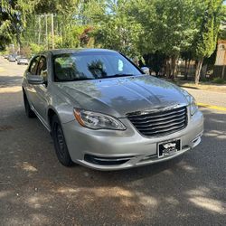2011 Chrysler 200