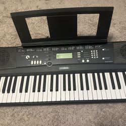 Yamaha Keyboard 