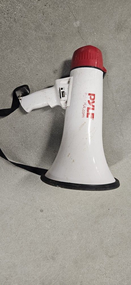 Pyle Megaphone PA