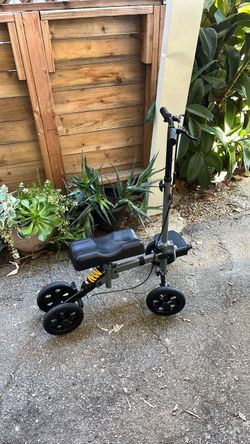 Knee scooter great condition