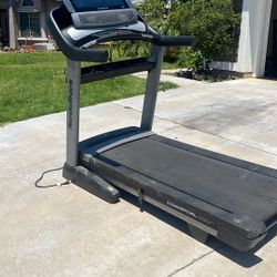 Nordictrack Commercial 2950 Treadmill 