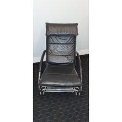 Natuzzi Italian Rocking Chair / Recliner Leather & Chrome 