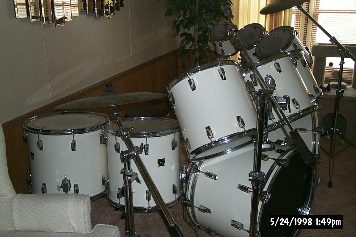 1984 Tama Imperialstar 11 Piece Drum set 