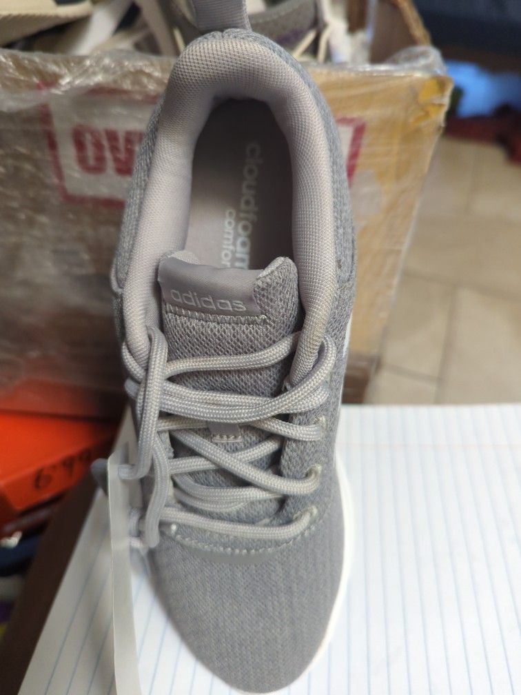 Adidas Women's Size 8