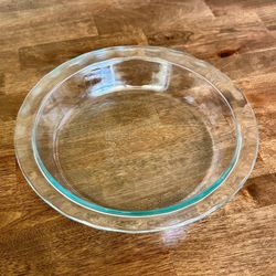 Pyrex Easy Grab 9.5” Clear Glass Pie Plate