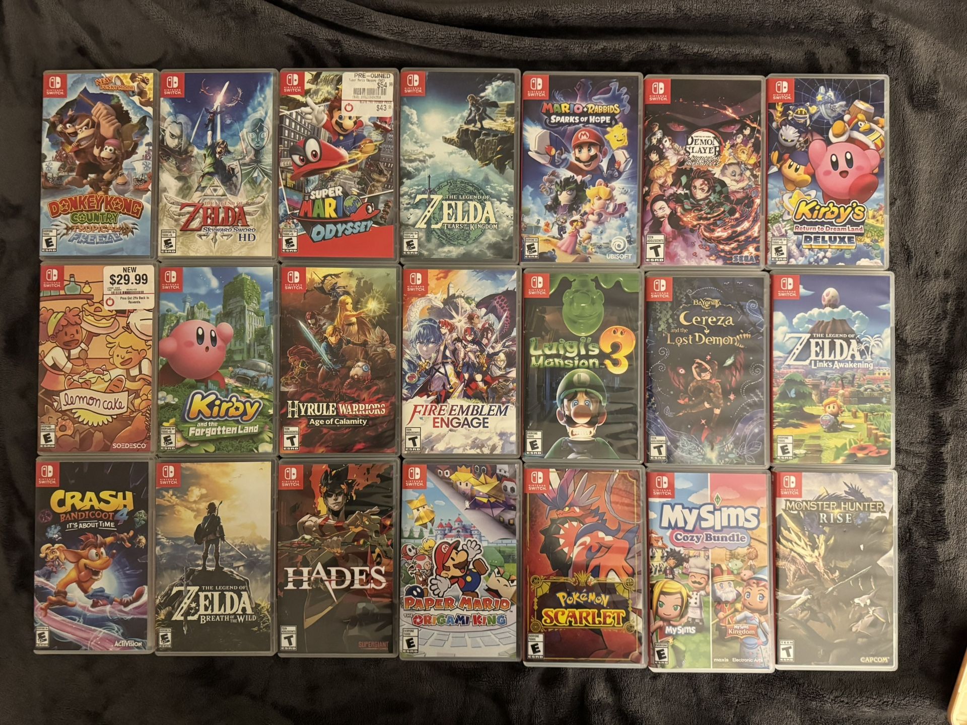 Nintendo Switch OLED + 25 Games + 256GB SD Card – CASH ONLY – $750 OBO 🎮✨