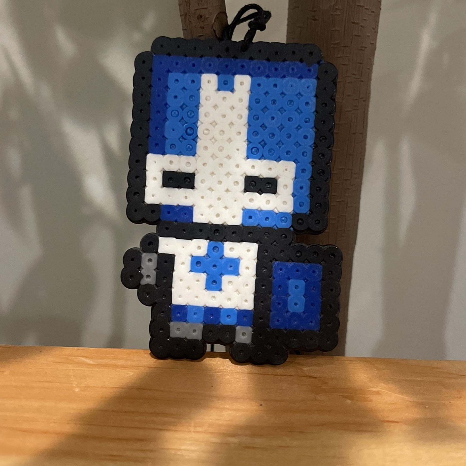 Castle Crashers Keychain Backpack Hanger Blue Knight