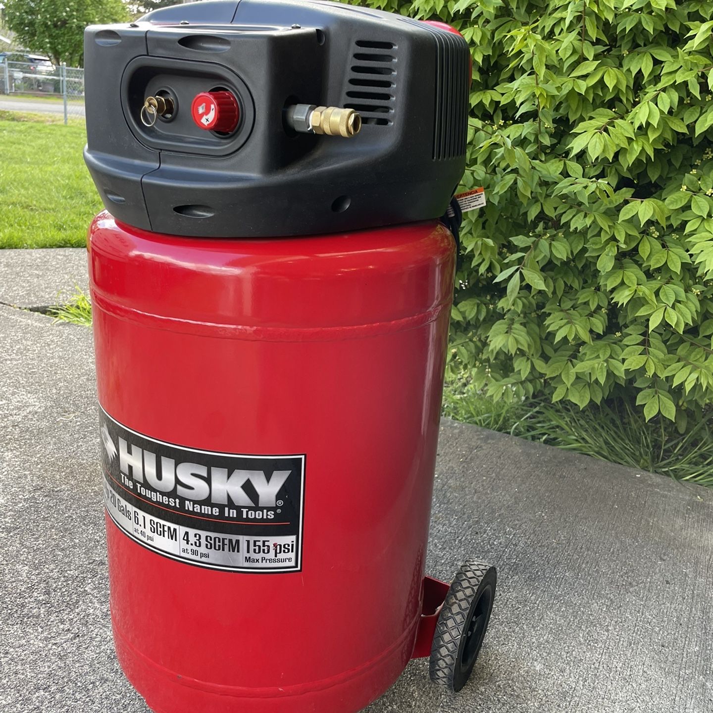 Husky 20 gallon 1.8 2024 hp air compressor 155 psi