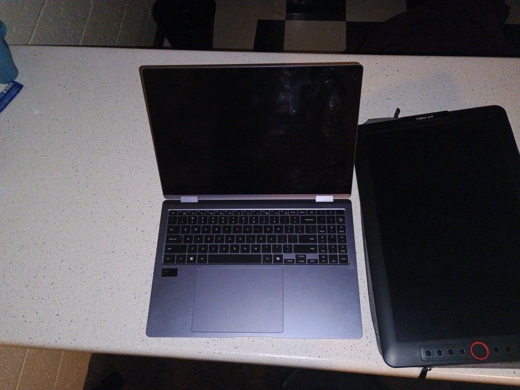 Galaxy Book 3 Pro 360 And Pen Display