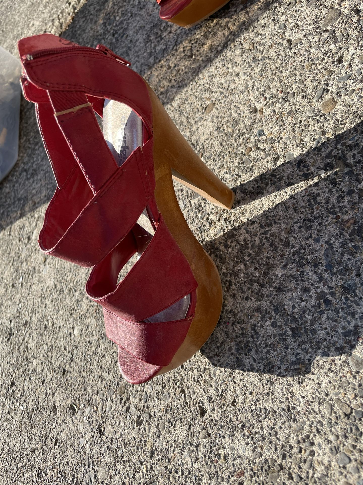 * Sexy RED strappy #Platforms #heeels #stilettoPumps