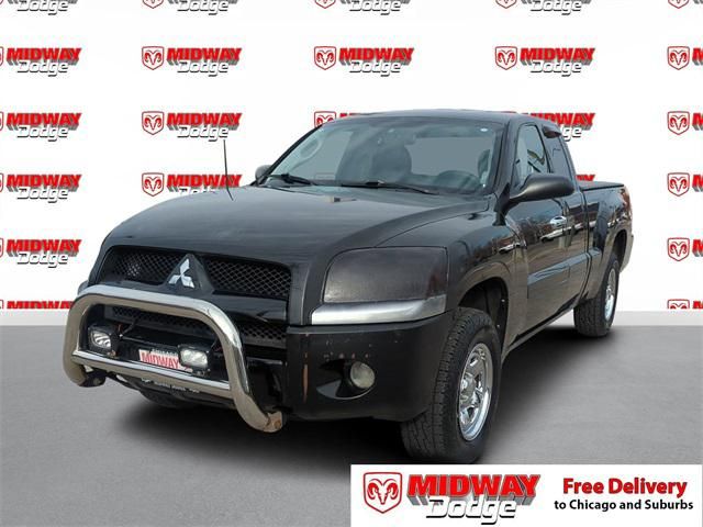 2009 Mitsubishi Raider