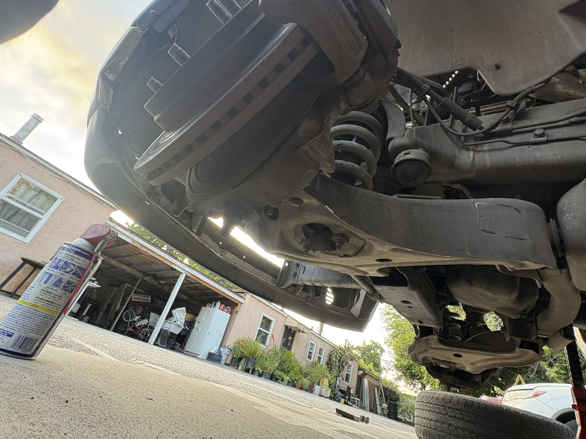 Brakes/Tune-Up/Mechanic/Mecánico/OilChange/SparkPlugs/Parts