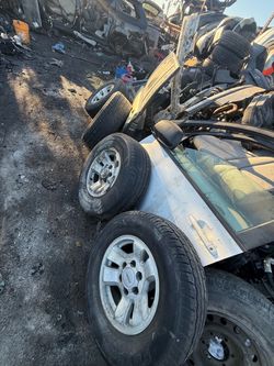 1999 Toyota 4Runner Wheels Tire Size  225/70/16 $350