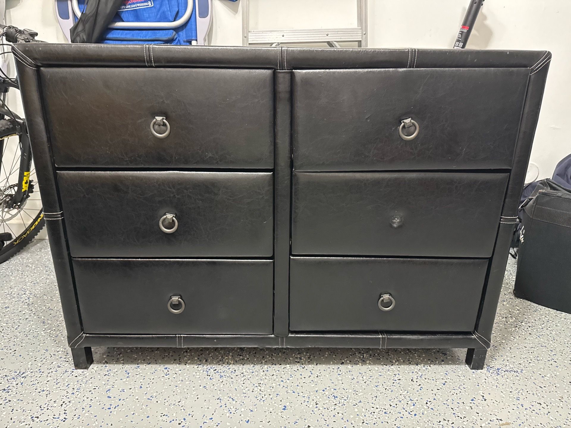 Black Upholstered 6-Drawer Dresser