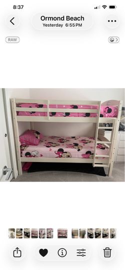 Two Twin Beds with mattress