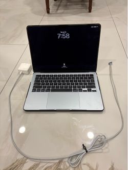 Apple MacBook Air 13” M4 (2025) | 16GB RAM | 256GB SSD | 100% Battery Health