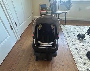 Graco car seat with base