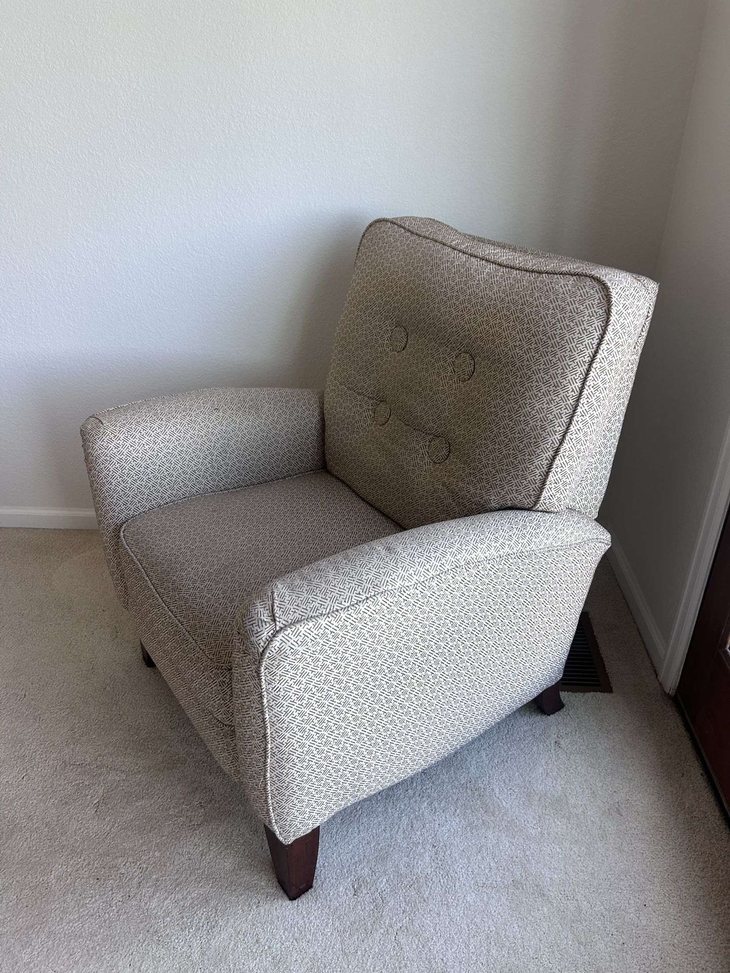 Recliner Chair