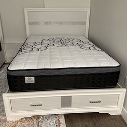 Full size bed frame with under drawers mattress included     🔥   Cama full size con cajones Colchon Incluido color Blanca