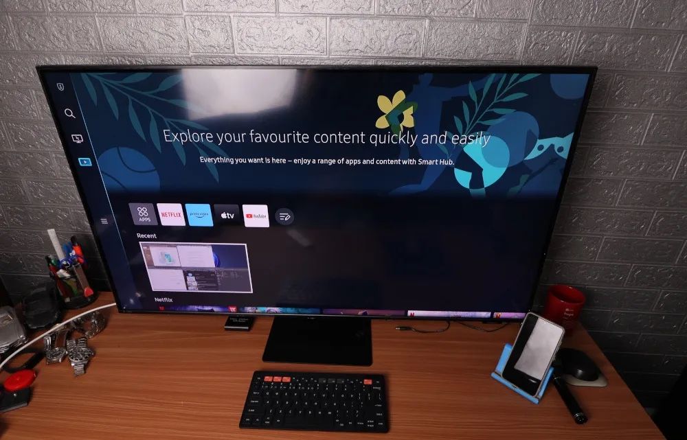 Samsung AM702 Series 43" Smart Tizen 4K UHD Monitor Black