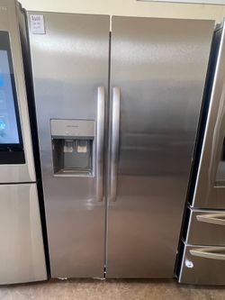 Frigidaire Side by Side Open box
