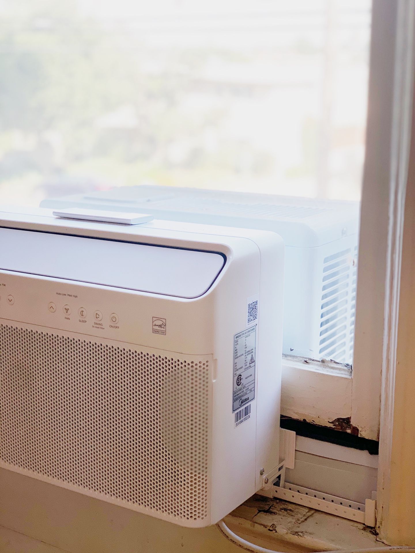 Midea Air Conditioner 8000BTU Window Unit