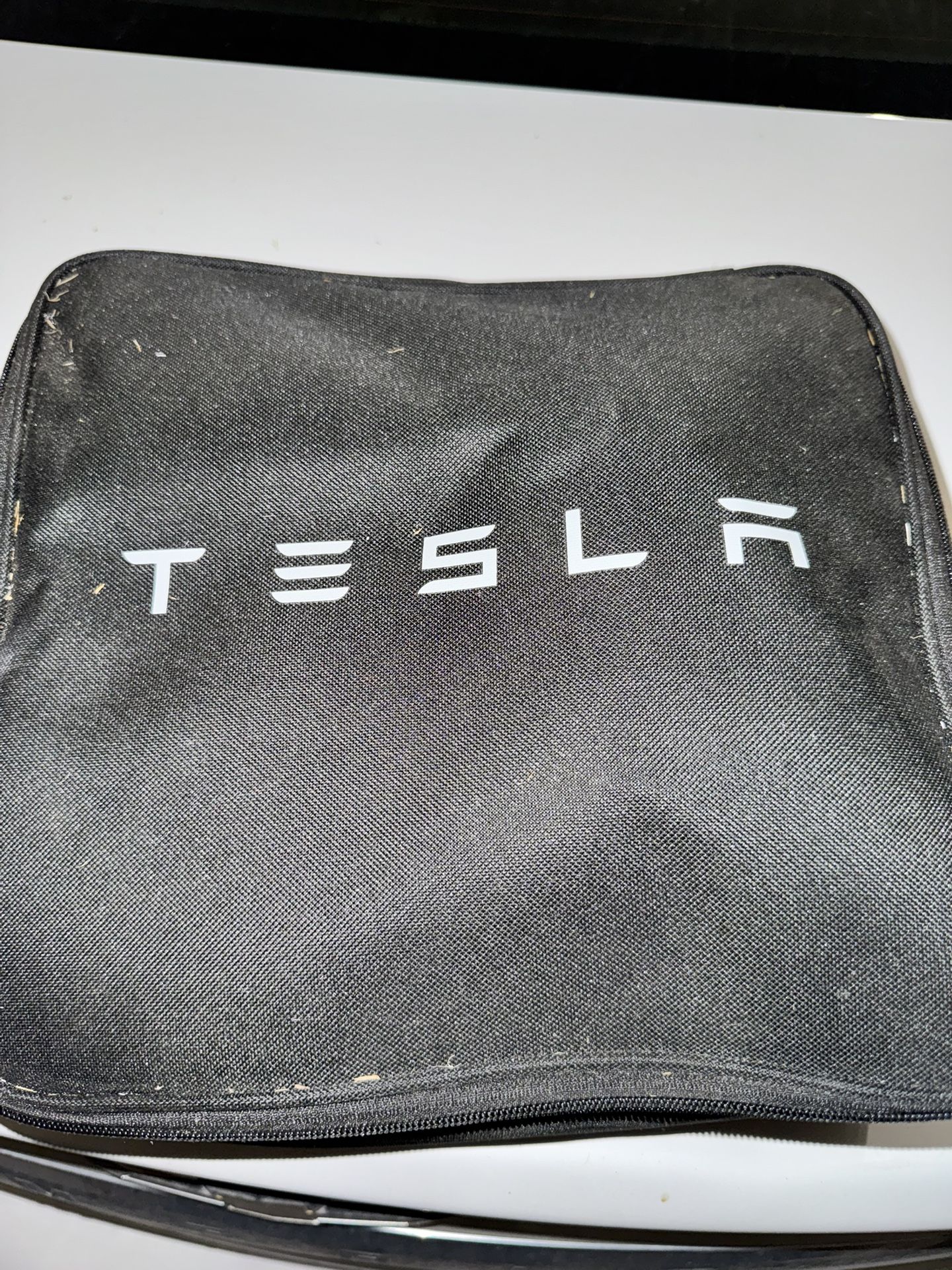 Tesla Mobile Charger