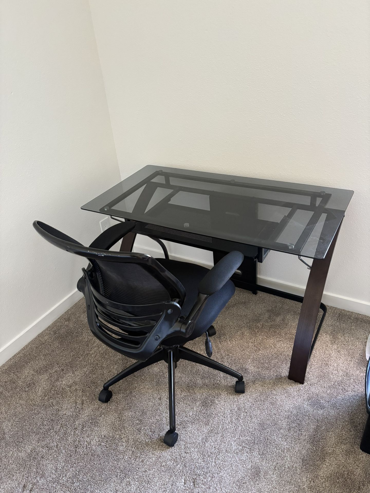 Glass Desk And Desk Chair