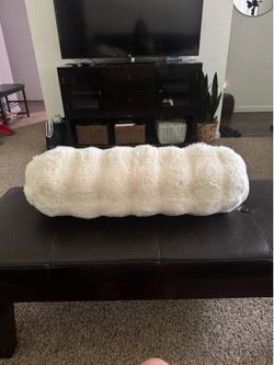 Decorative pillow