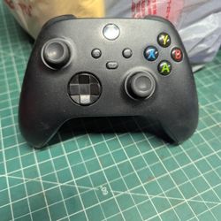 Xbox Controller and NEW  Ear Force Recon Chat Turtle Beach