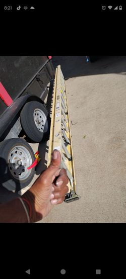 28 ft fiberglass extension ladder $200