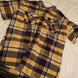 button up shirt size 3xl  like new 