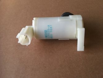 Nissan 350z Front Windshield Washer Pump (OEM part)